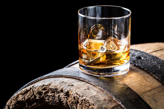 The Ultimate Whiskey Lover's Gift Guide: How to Choose the Perfect Whiskey Gift Set